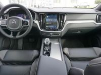 tweedehands Volvo V60 2.0 B4 Ultimate Dark | 20" Turbine velgen | 360° camera | adaptieve cruise control | Blis | Privacy glas | verwarmde voorstoelen | Memory stoelen | Panorama dak | HUD |