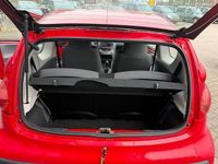 Occasion Peugeot 107 68 PK (50 kW) 2010 Rood Hatchback