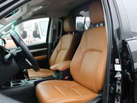 tweedehands Toyota HiLux 2.4 D-4D-F Crew Cab Automaat Leer Navigatie Trekha