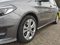 tweedehands Mercedes B180 Ambition Navi, Trekhaak, Sensoren Voor en Achter"