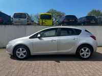 tweedehands Opel Astra 1.6 Edition/AUTOMAAT/AIRCO/PDC/CRUISE/APK 01-2025/