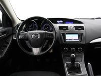 tweedehands Mazda 3 1.6 Navigator SEDAN + NAVIGATIE / STOELVERWARMING / VOORRUIT