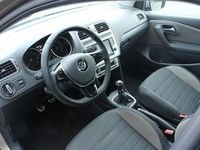 Occasion VW Polo Cross 90 PK (66 kW) 2016 Geel Hatchback