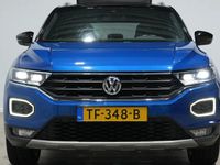 Occasion VW T-Roc Advance 110 PK (80 kW) 2018 Ravenna blue / zwart dak SUV