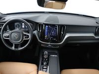 tweedehands Volvo XC60 2.0 T8 Twin Engine AWD Momentum // TREKHAAK // PAN