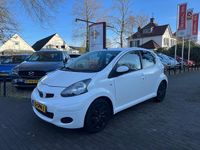 Occasion Toyota Aygo Comfort 68 PK (50 kW) 2011 Wit Hatchback