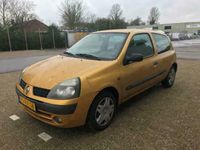 tweedehands Renault Clio II 1.2-16V Expression Auto rijdt en schakelt perfect!!