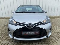 tweedehands Toyota Yaris 1.3 VVT-i Dynamic / Clima / Cruise / Camera / LMV