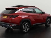 tweedehands Hyundai Tucson 1.6 T-GDI PHEV Comfort 4WD | Panoramadak | Camera