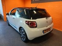 Occasion DS Automobiles DS3 So Chic 82 PK (60 kW) 2017 Wit (metallic) Hatchback