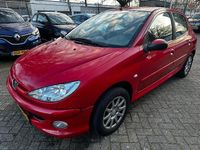 Occasion Peugeot 206 Forever 75 PK (55 kW) 2007 Rood Hatchback