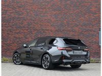 Occasion BMW 550e M Sport 489 PK (359 kW) 2025 Grijs (metallic) Stationwagen