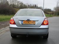 tweedehands Ford Mondeo 1.8-16V First Ed.