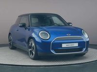 Occasion Mini Cooper Favoured 135 kW (184 PK) 2025 Blauw Hatchback