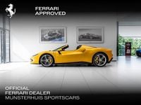 Occasion Ferrari 296 186 PK (136 kW) 2024 Geel (parellak) Cabriolet