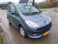 tweedehands Peugeot 1007 nette auto!!!