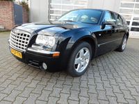 tweedehands Chrysler 300C Touring 3.5 V6 AWD Nieuwstaat (jongtimer)