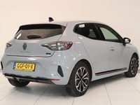 Occasion Renault Clio V Techno 143 PK (105 kW) 2024 Grijs Hatchback