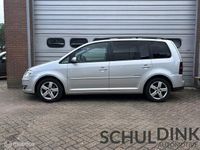 Occasion VW Touran 140 PK (102 kW) 2008 Grijs MPV
