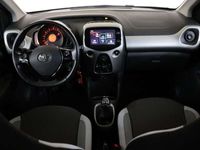tweedehands Toyota Aygo 1.0 VVT-i x-play | Parkeercamera | Bluetooth | Met