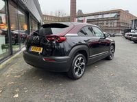 Occasion Mazda MX30 Edition 170 PK (125 kW) 2023 Jet black twotone maroon rouge SUV