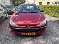 Occasion Peugeot 206 75 PK (55 kW) 1999 Rood Hatchback