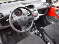Occasion Toyota Aygo 68 PK (50 kW) 2007 Rood Hatchback