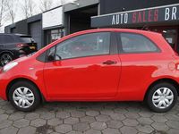 Occasion Toyota Yaris Cool 69 PK (50 kW) 2010 Rood Hatchback