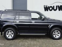 tweedehands Mitsubishi Pajero Sport 3.0 V6 Intense Automaat 4WD Trekhaak | Dealeronderhouden