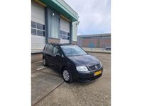 tweedehands VW Touran 1.6-16V FSI Turijn