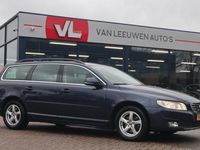 tweedehands Volvo V70 2.0 D4 Summum | Boekjes + Sleutels | Nette auto