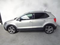 tweedehands VW Polo Cross 1.2 TSI Airco. Cruise. Elek. Pakket. Trekhaa