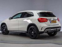 tweedehands Mercedes GLA200 Prestige AMG Aut [ Stoelverwarming Navigatie Sport