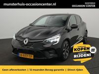 Occasion Renault Clio V Techno 143 PK (105 kW) 2022 Zwart metallic Hatchback