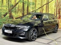 tweedehands BMW 330e 3-SERIE TouringHigh Executive M-Sport Plug In Hybrid Shadowline Panodak Leder LED 19 Inch Navi