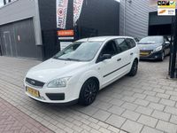 Occasion Ford Focus 101 PK (74 kW) 2006 Wit, metallic lak Stationwagen