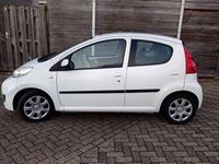 Occasion Peugeot 107 68 PK (50 kW) 2011 Wit Hatchback