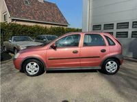 Occasion Opel Corsa Elegance 75 PK (55 kW) 2001 Rood Hatchback