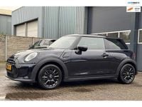 Occasion Mini Cooper Essential 136 PK (100 kW) 2024 Blauw (metallic) Hatchback