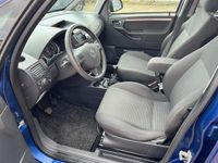 tweedehands Opel Meriva 1.6-16V Temptation(st-bekr,airco,cruise,trekhaak,bj07,2499)