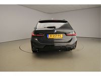 tweedehands BMW 320 3 Serie Touring i M-Sportpakket Trekhaak / HIFI