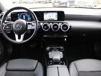 tweedehands Mercedes CLA250e AUT8 Premium DISTRONIC MEMORY CARPLAY DAB 360-CAMERA 18''