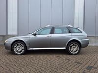 tweedehands Alfa Romeo Crosswagon 1561.9-16V JTD Distinctive Q4