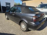 Occasion VW Golf Cabriolet Highline 116 PK (85 kW) 2002 Zwart Cabriolet