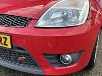 Occasion Ford Fiesta ST 150 PK (110 kW) 2005 Rood Hatchback