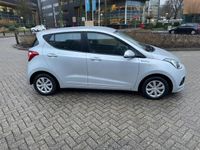 tweedehands Hyundai i10 1.0i i-Motion Comfort Airco Navi lichte schade