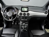 tweedehands Mercedes B200 Ambition Navi Leer Trekhaak PDC Voor+Achter