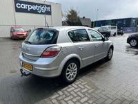 tweedehands Opel Astra 1.6 16V 5D Executive trekhaak airco