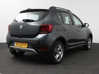Occasion Dacia Sandero Stepway 90 PK (66 kW) 2018 Grijs Hatchback
