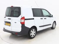 tweedehands Ford Transit COURIER 1.0 Trend Benzine 100PK | Parkeersensoren | Airco |